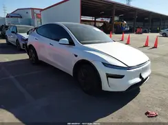 7SAYGDEE0TA459433 2026 TESLA MODEL Y