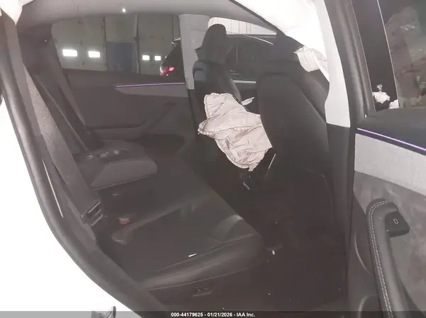 7SAYGDEE0TA488690 2026 TESLA MODEL Y - Image 8