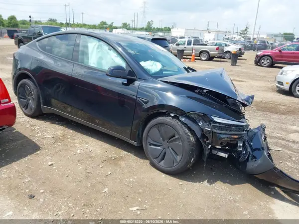 7SAYGDEE0TA637311 2026 TESLA MODEL Y - Image 1