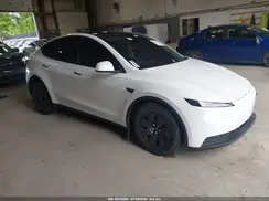 7SAYGDEE0TA661592 2026 TESLA MODEL Y