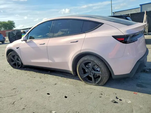 7SAYGDEE0TA665531 2026 TESLA MODEL Y - Image 2