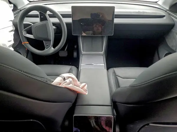 7SAYGDEE0TF325508 2026 TESLA MODEL Y - Image 8