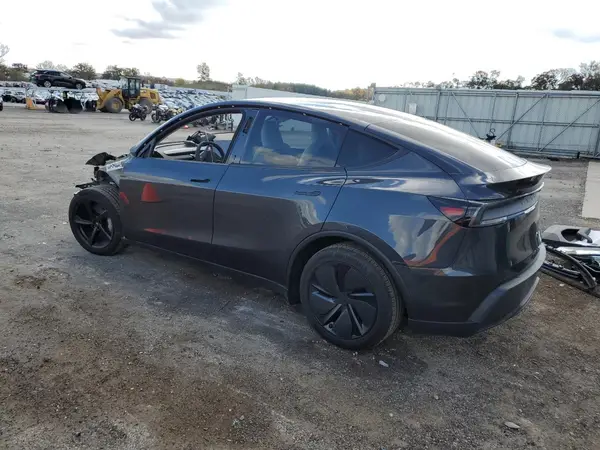 7SAYGDEE0TF338937 2026 TESLA MODEL Y - Image 2