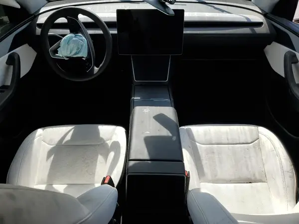 7SAYGDEE0TF349338 2026 TESLA MODEL Y - Image 8