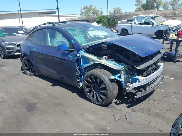 7SAYGDEE0TF350814 2026 TESLA MODEL Y - Image 1