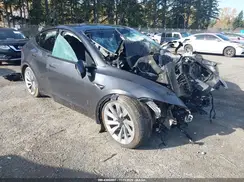 7SAYGDEE0TF354667 2026 TESLA MODEL Y