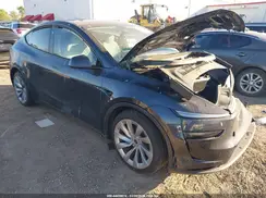 7SAYGDEE0TF372229 2026 TESLA MODEL Y