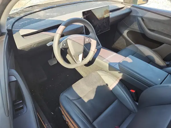 7SAYGDEE0TF372926 2026 TESLA MODEL Y - Image 8