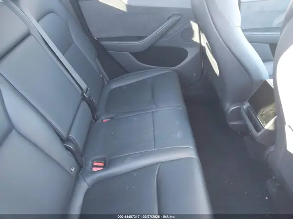 7SAYGDEE0TF374031 2026 TESLA MODEL Y - Image 8
