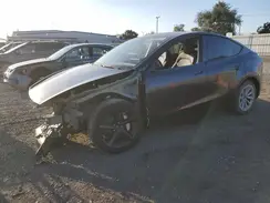 7SAYGDEE0TF375664 2026 TESLA MODEL Y