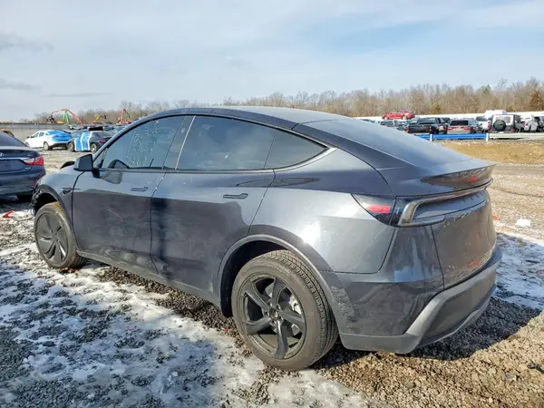 7SAYGDEE0TF396210 2026 TESLA MODEL Y - Image 2