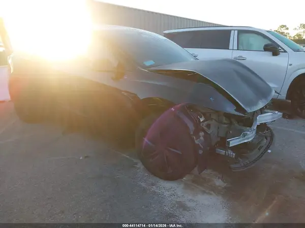 7SAYGDEE0TF523702 2026 TESLA MODEL Y - Image 1