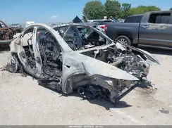 7SAYGDEE0TF541925 2026 TESLA MODEL Y