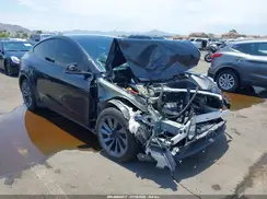 7SAYGDEE0TF577761 2026 TESLA MODEL Y