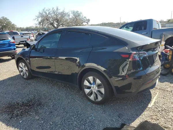 7SAYGDEE1NA003296 2022 TESLA MODEL Y - Image 2