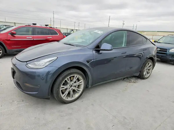 7SAYGDEE1NA003928 2022 TESLA MODEL Y - Image 1