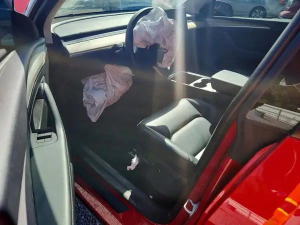 7SAYGDEE1NA010068 2022 TESLA MODEL Y - Image 8
