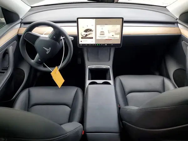 7SAYGDEE1NA011317 2022 TESLA MODEL Y - Image 8