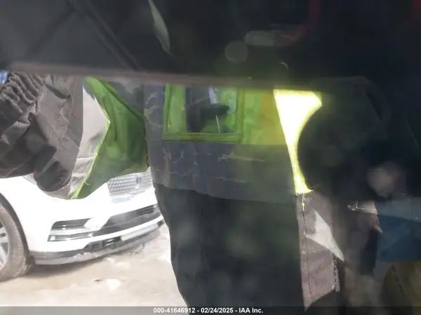 7SAYGDEE1NA013066 2022 TESLA MODEL Y - Image 8