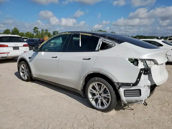 7SAYGDEE1NA013245 2022 TESLA MODEL Y - Image 2