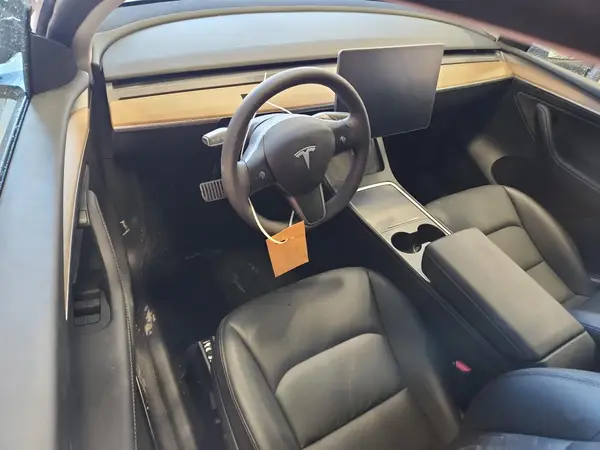 7SAYGDEE1NA014864 2022 TESLA MODEL Y - Image 8