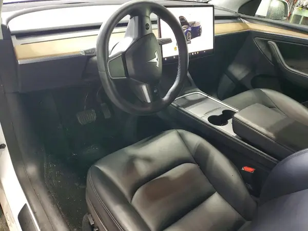 7SAYGDEE1NA016470 2022 TESLA MODEL Y - Image 8