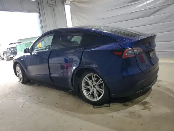 7SAYGDEE1NA017666 2022 TESLA MODEL Y - Image 2