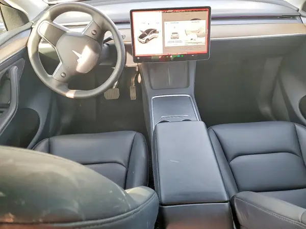 7SAYGDEE1NA018106 2022 TESLA MODEL Y - Image 8