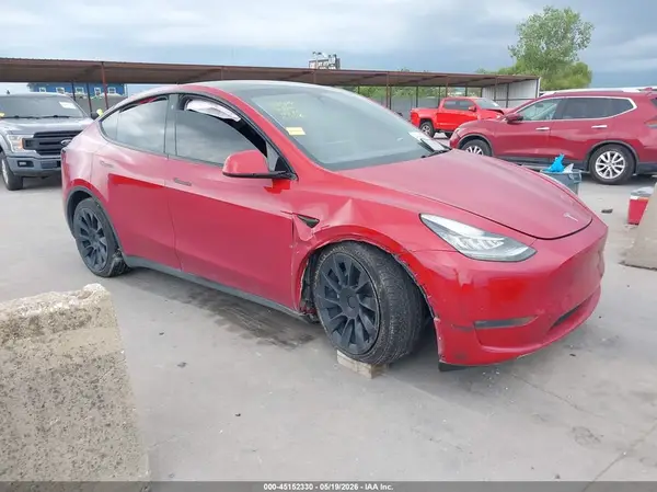 7SAYGDEE1NA019885 2022 TESLA MODEL Y - Image 1