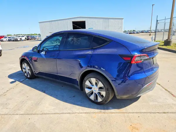 7SAYGDEE1NF310308 2022 TESLA MODEL Y - Image 2