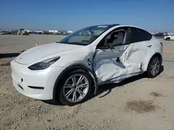 7SAYGDEE1NF310910 2022 TESLA MODEL Y