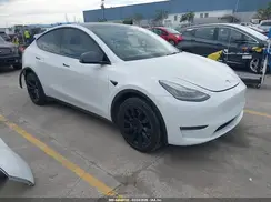 7SAYGDEE1NF311104 2022 TESLA MODEL Y