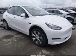 7SAYGDEE1NF313094 2022 TESLA MODEL Y