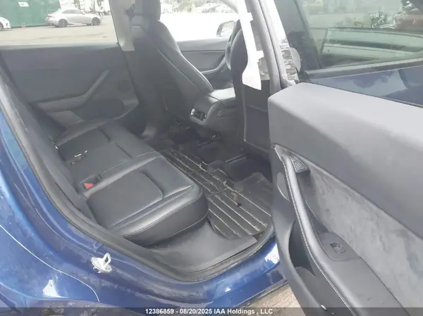 7SAYGDEE1NF317212 2022 TESLA MODEL Y - Image 8