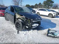 7SAYGDEE1NF319008 2022 TESLA MODEL Y
