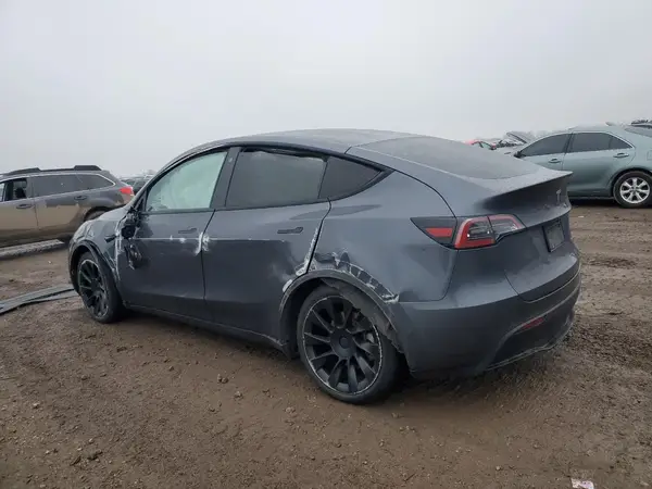 7SAYGDEE1NF323284 2022 TESLA MODEL Y - Image 2