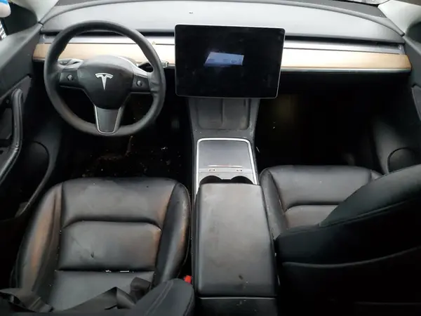 7SAYGDEE1NF323284 2022 TESLA MODEL Y - Image 8