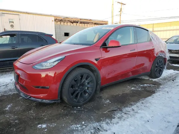 7SAYGDEE1NF336522 2022 TESLA MODEL Y - Image 1