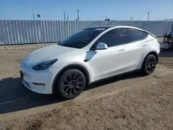 7SAYGDEE1NF339663 2022 TESLA MODEL Y