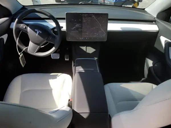 7SAYGDEE1NF342515 2022 TESLA MODEL Y - Image 8