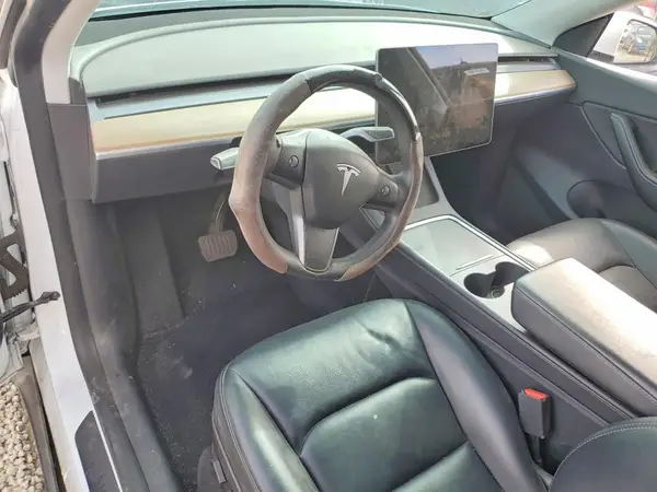 7SAYGDEE1NF345432 2022 TESLA MODEL Y - Image 8