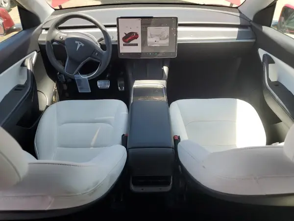 7SAYGDEE1NF345673 2022 TESLA MODEL Y - Image 8