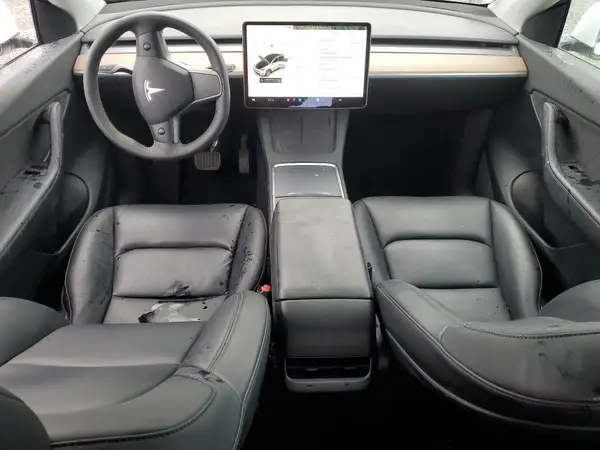 7SAYGDEE1NF361453 2022 TESLA MODEL Y - Image 8