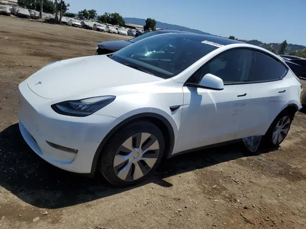7SAYGDEE1NF363171 2022 TESLA MODEL Y - Image 1