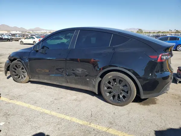 7SAYGDEE1NF363526 2022 TESLA MODEL Y - Image 2