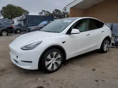 7SAYGDEE1NF383386 2022 TESLA MODEL Y