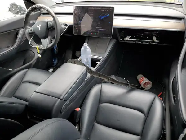 7SAYGDEE1NF386725 2022 TESLA MODEL Y - Image 8
