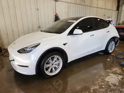 7SAYGDEE1NF392086 2022 TESLA MODEL Y