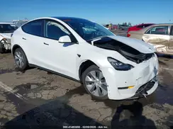 7SAYGDEE1NF402745 2022 TESLA MODEL Y