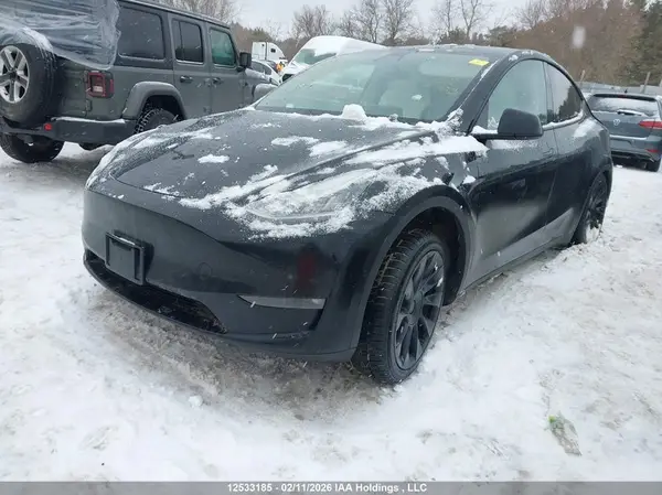 7SAYGDEE1NF414295 2022 TESLA MODEL Y - Image 2